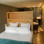 Le Petit Letraz Hotel 4*
