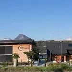 Le Petit Letraz Hotel 4*