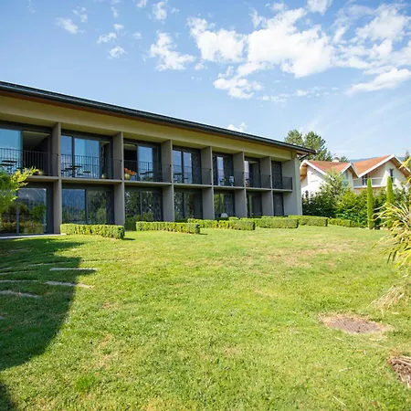 Le Petit Letraz Hotel 4*