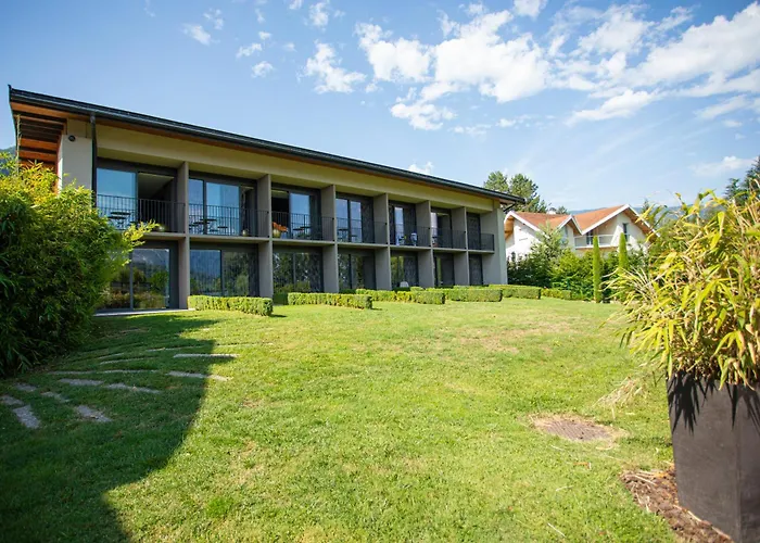 Le Petit Letraz Hotel 4*