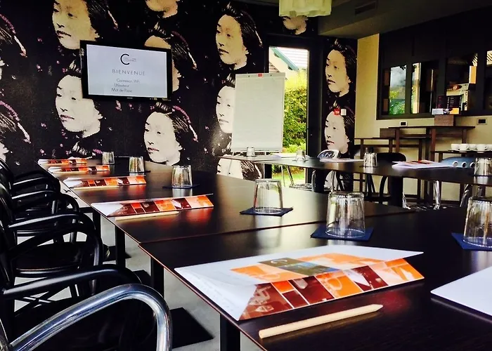 Le Petit Letraz Hotel