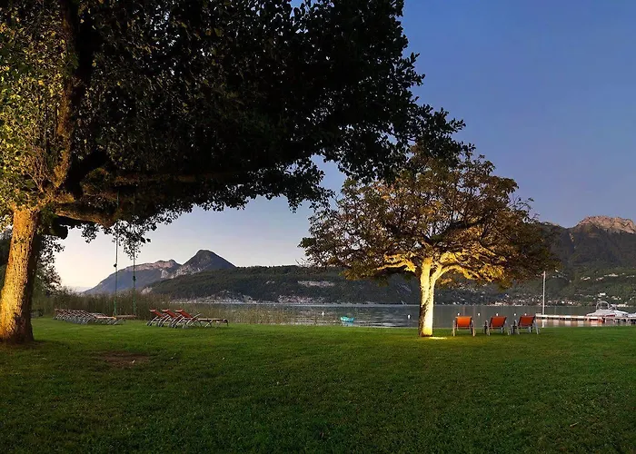 Le Petit Letraz Hotel 4*