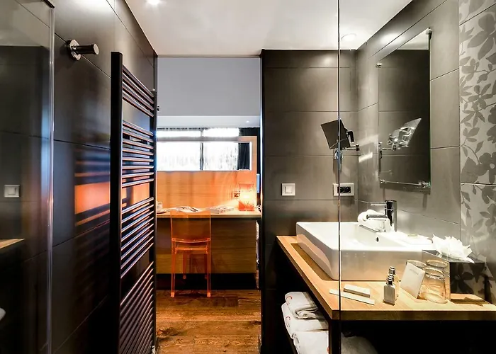 Le Petit Letraz Hotel 4*
